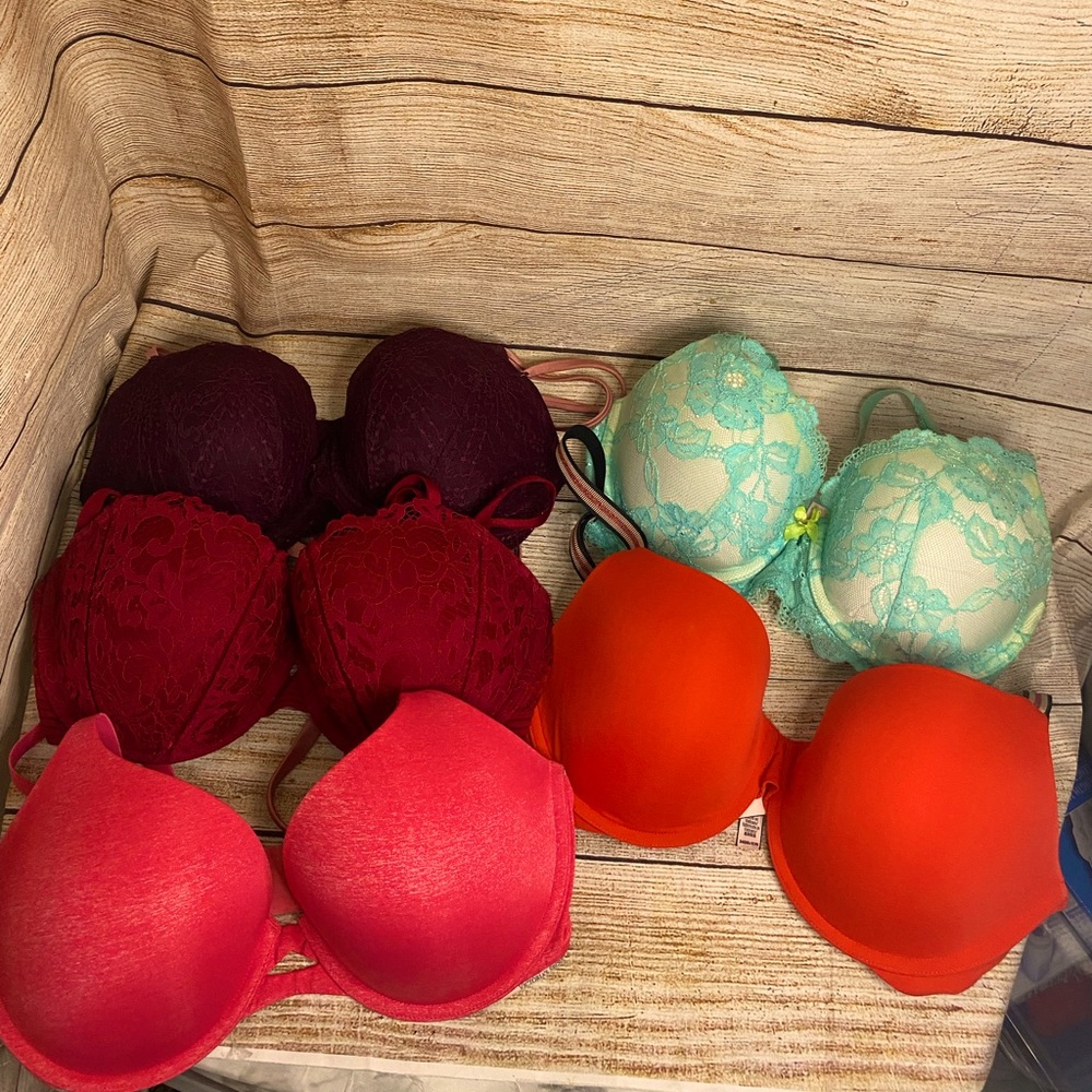 Victoria Secret Body Underwire Lined Demi Bra Lot Size 34DD